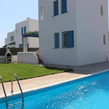 White Houses 4 * Jenádi