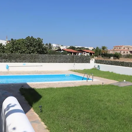 Nyaraló White Houses 4 *